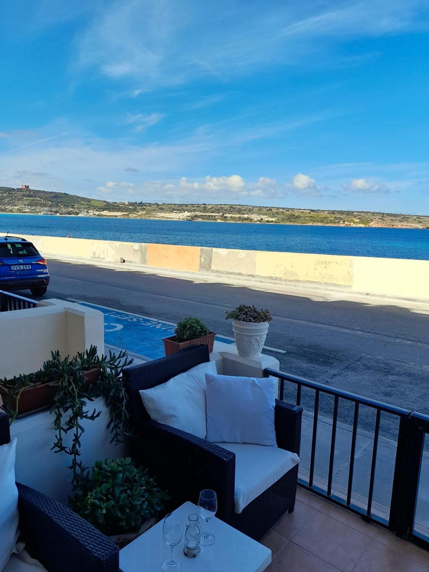 Seafront Maisonette Ocean Views & Terrace Mellieħa Extérieur photo